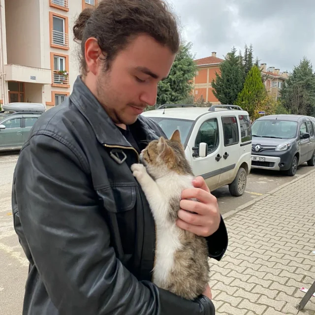 Yusuf Ç. G.