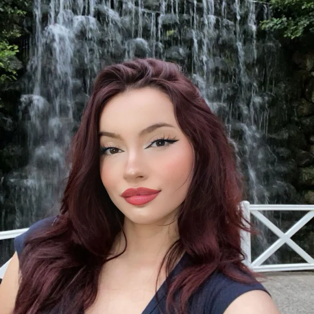Dilara K.
