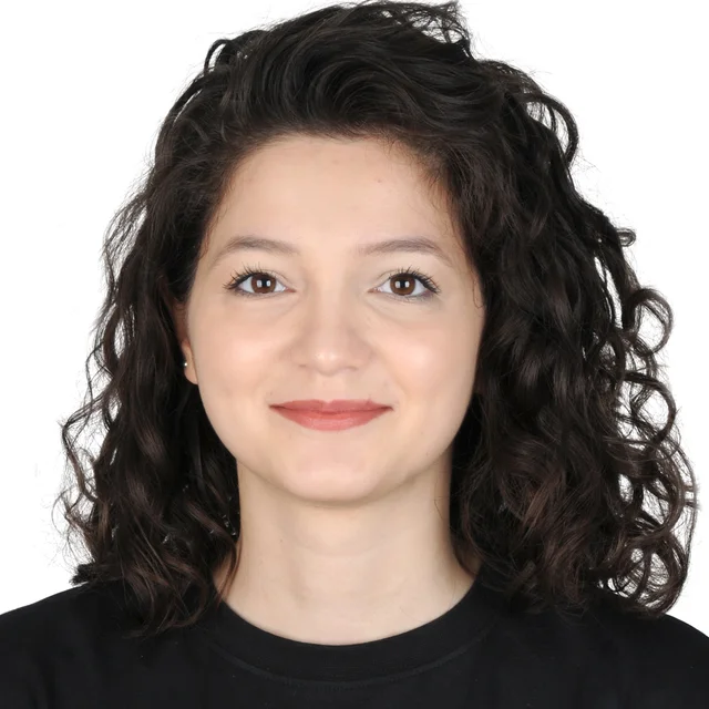 Ceren T.