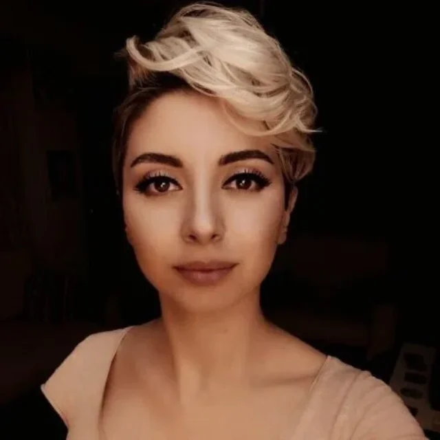 Özge G.
